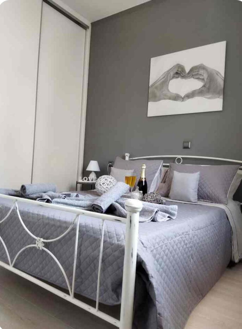 Grey Sense Luxury Apartment Kandiye Dış mekan fotoğraf